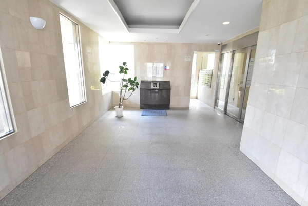 【ローレルコート五日市】エントランスホール 【ローレルコート五日市】エントランスホール