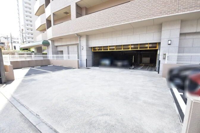 【ローレルコート五日市】駐車場 【ローレルコート五日市】駐車場