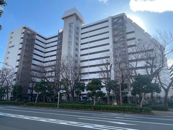 【横須賀中央ハイツ】外観 【横須賀中央ハイツ】外観