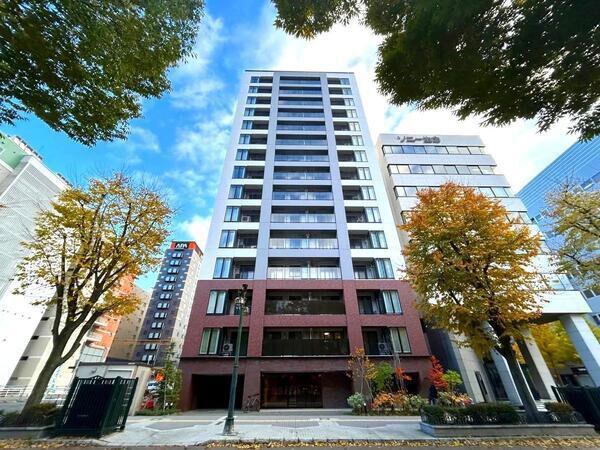 【パークリュクス札幌大通公園】外観１