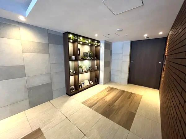 【パークリュクス札幌大通公園】エントランス2 【パークリュクス札幌大通公園】エントランス2