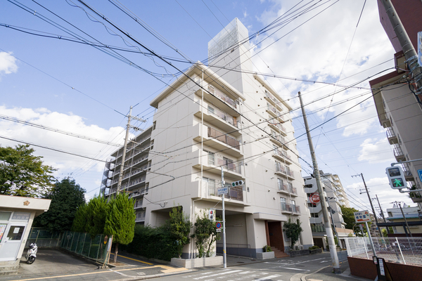 【日商岩井第6緑地公園マンション】外観