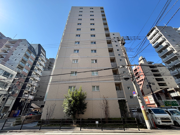 【シーンズ大阪本町】外観