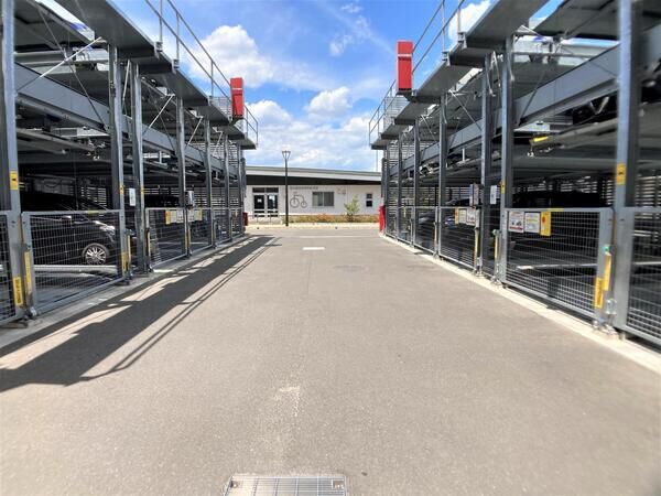 【クレアホームズ仙台荒井駅前】駐車場