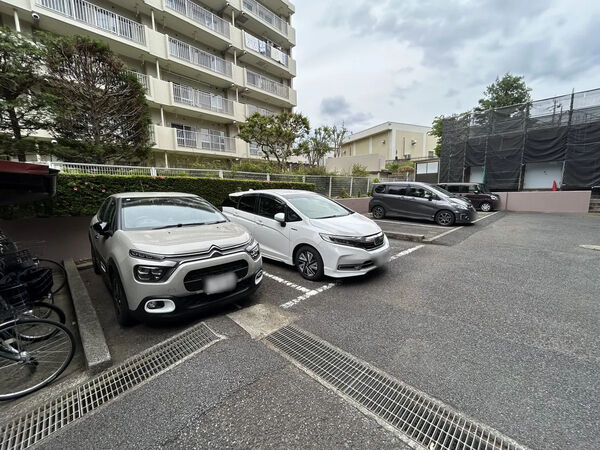 【グリーンパーク常盤平】駐車場 【グリーンパーク常盤平】駐車場