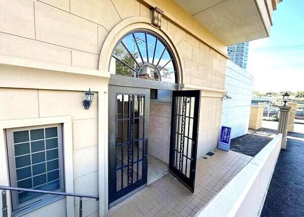 【グランシティレイディアントヒルズ横濱】エントラン1 【グランシティレイディアントヒルズ横濱】エントラン1