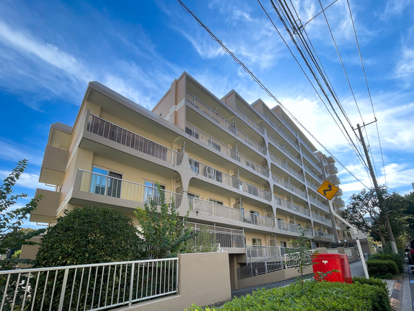 【日商岩井第2本郷マンション】外観