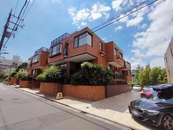 【ジャルダン元麻布】外観写真 【ジャルダン元麻布】外観写真