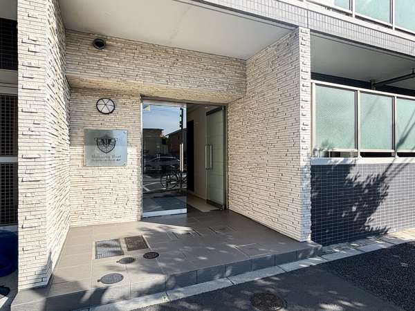 【フェルクルールプレスト青戸】エントランス