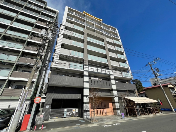【セルアージュ小田原城址サントゥール】外観