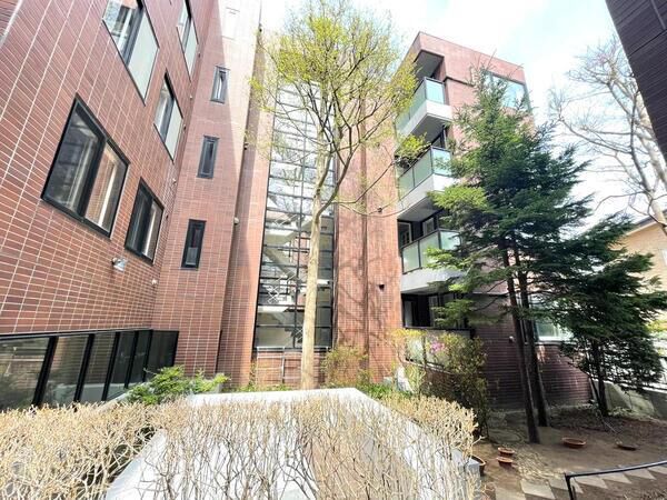 【アルファコート5宮の森】共用部分２