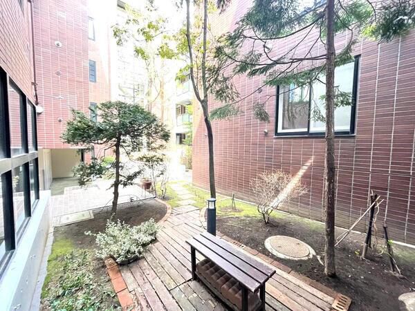 【アルファコート5宮の森】共用部分１