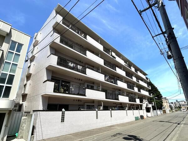 【リラハイツ伏見】外観２