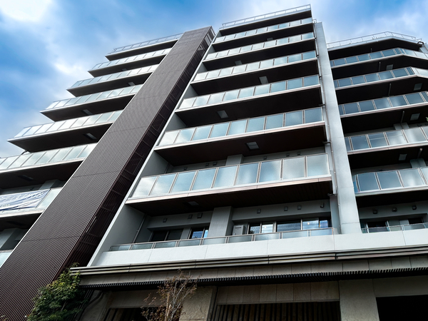 【バースシティすずかけ台】外観