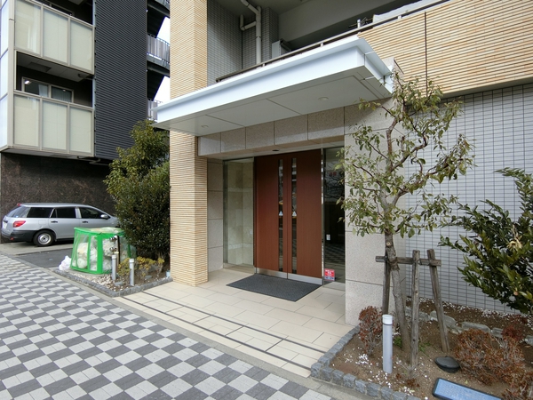 【クレアホームズ川崎ザ・フロント】エントランス