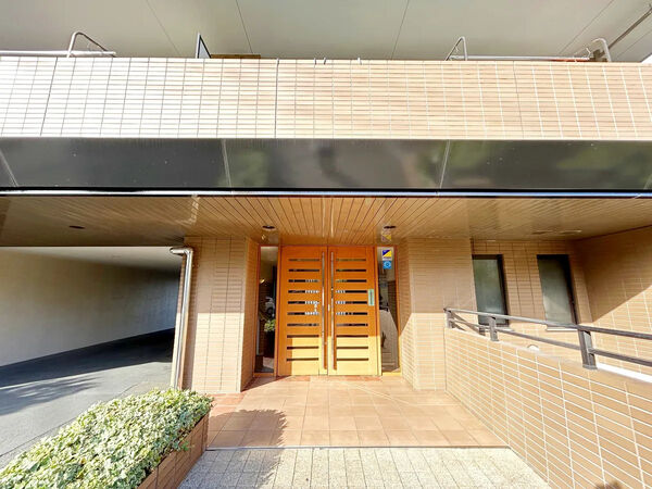 【コスモ平井パークビュー】エントランス１