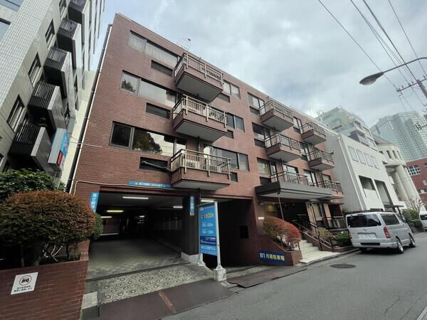 ローレル永田町 2枚目 ローレル永田町