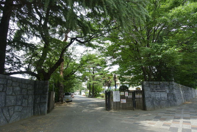 さいたま市立大宮北中学校　約720m