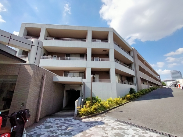 【パークグランディ代々木】外観写真