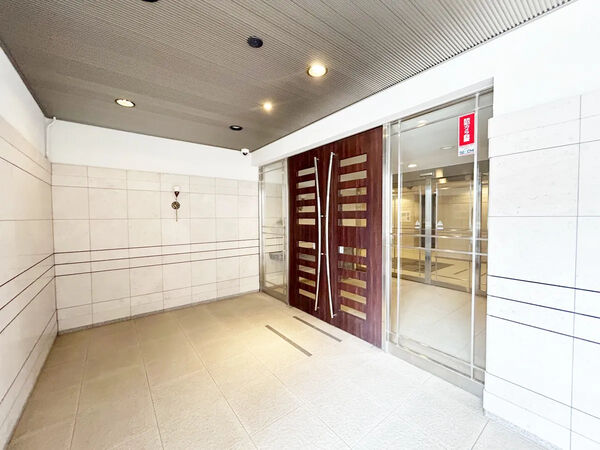 【パルシオ本山鹿子町】エントランス1