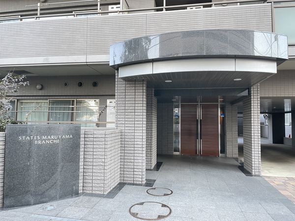 【ステイツ円山ブランシェ】エントランス