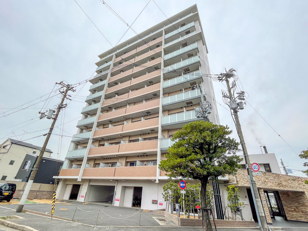 【レジュールアッシュアーバンゲート】外観