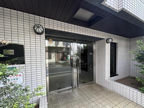 【コスモスパジオ江古田】エントランス