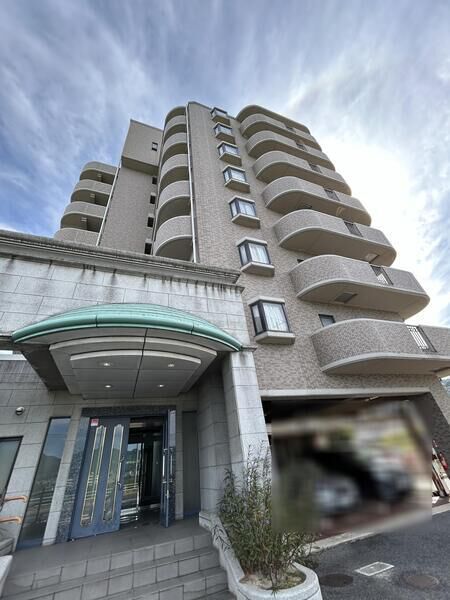 【ルミエール戸坂】外観 【ルミエール戸坂】外観