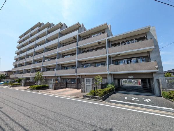 【日神パレステージ三山シャインプレイス】外観
