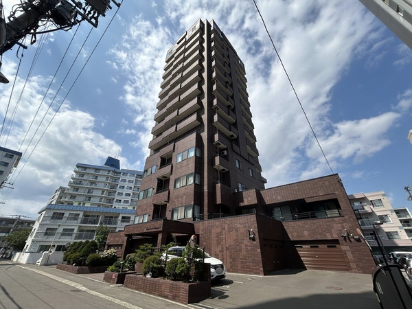 【アルファコート南7条】外観