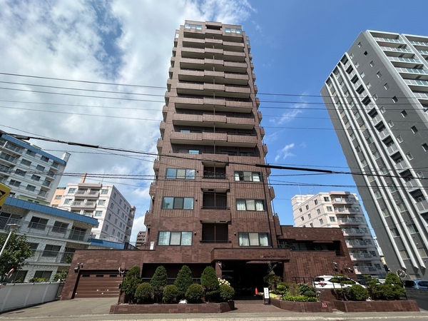【アルファコート南7条】外観
