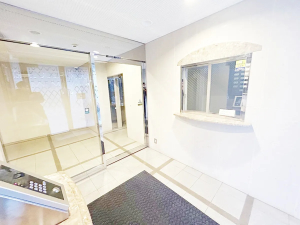 【グランドメゾン井口】エントランス