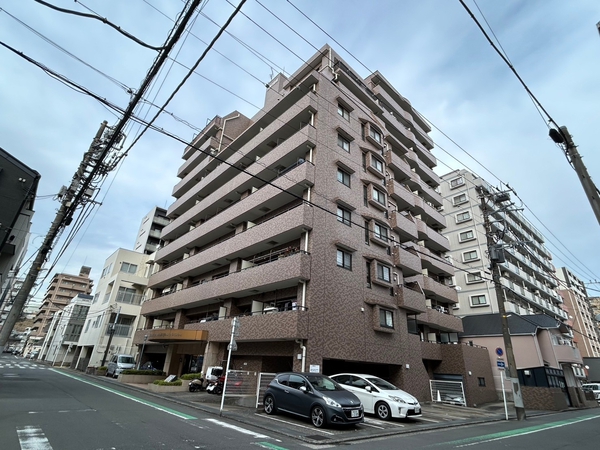 【日神パレステージ横浜吉野町Ⅱ】外観