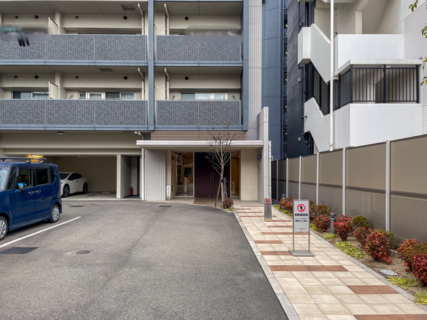 【アービングウエスト大阪大和田スクエア】エントランス