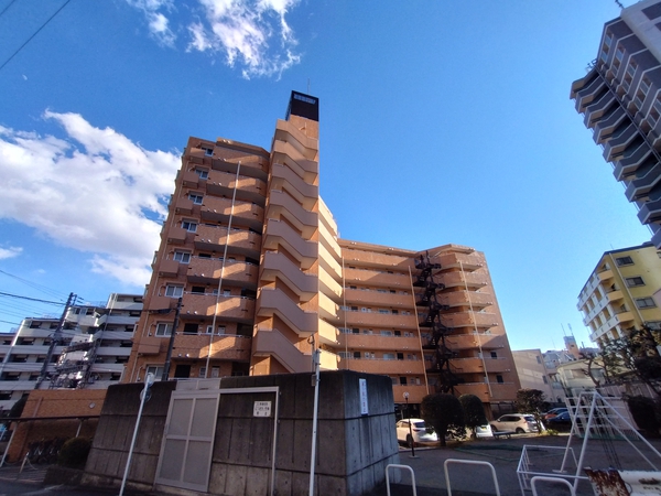 【ライオンズマンション中央林間駅前】外観