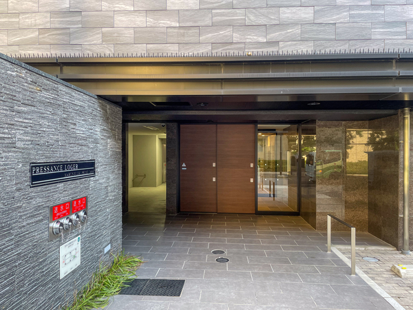 【プレサンスロジェ丸の内PRIME CASA】外観