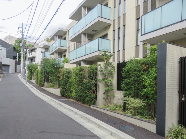 【オープンレジデンシア島津山コート】外観