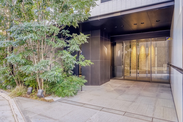 【アトラス日暮里マスターコート】アプローチ