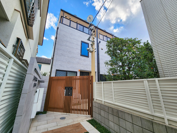 【リムテラス駒場】外観