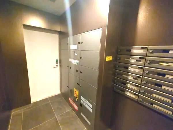 （宅配ボックス）