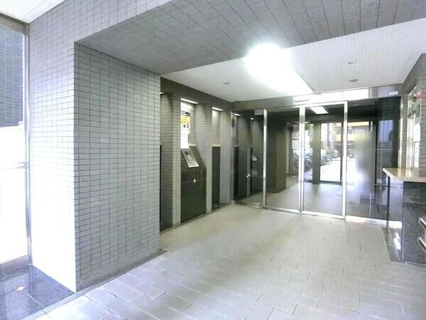 【エスリード新大阪】エントラン1