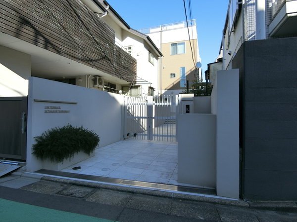 【リムテラス世田谷弦巻】外観
