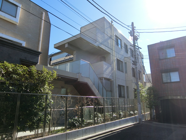 【ロイヤルシーズン南麻布ヒルサイド】外観