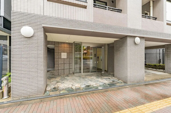 【月島シティタワー】エントランスアプローチ