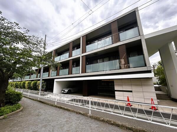 【ピアース都立大学】外観 【ピアース都立大学】外観