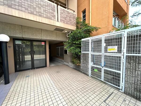 【藤和シティホームズ四天王寺前】エントラン1