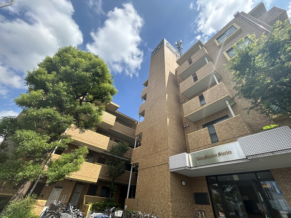 【ライオンズマンション日進】外観