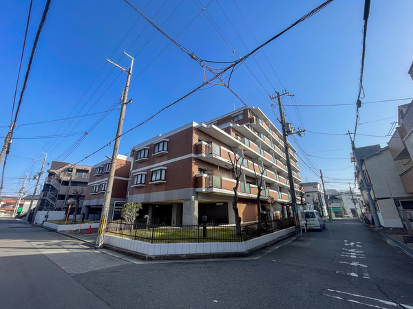 【ライオンズマンション立花】外観