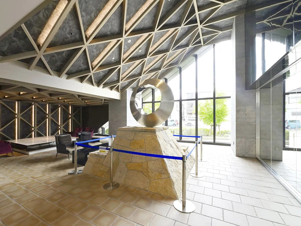 【レーベン仙台THE GRANDE】エントランスホール