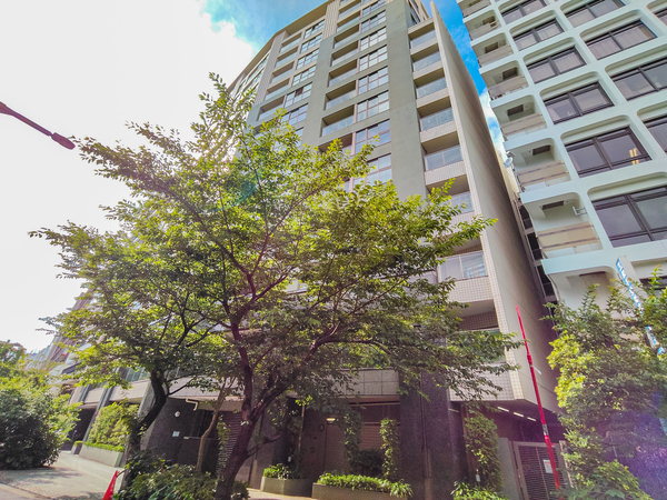 【ヒルズ新宿御苑】外観 【ヒルズ新宿御苑】外観